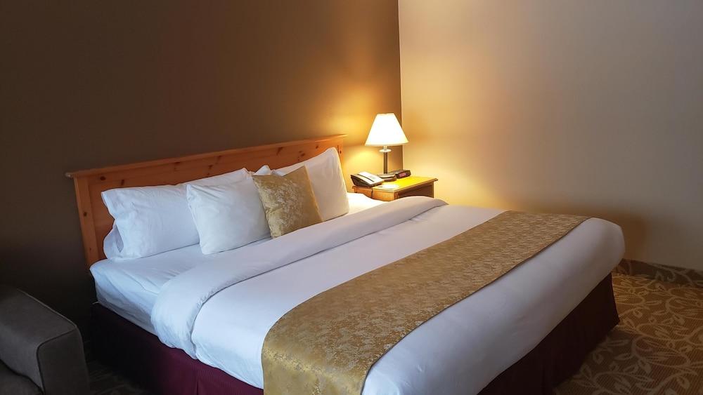 Ramada By Wyndham Pinewood Park Resort North Bay Exteriör bild